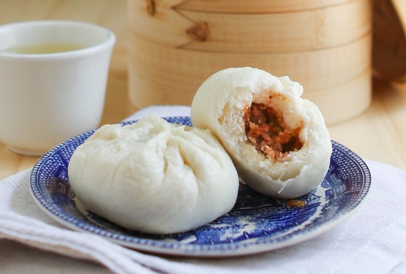 Bánh bao đã hấp chín, vỏ bánh mềm xốp