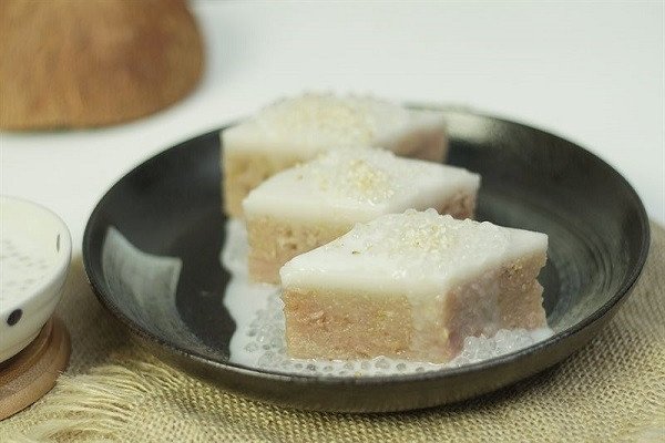 Bánh chuối hấp nước cốt dừa thơm ngon, mềm mịn cho bé ăn dặm