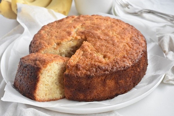Bánh chuối sữa tươi thành phẩm mềm mịn, thơm phức, ngọt dịu