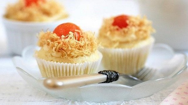 Bánh cupcake trứng muối mềm xốp, thơm lừng