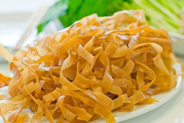 Bánh đa đỏ truyền thống Hải Phòng