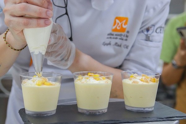 Bánh kem bắp thơm ngon, hấp dẫn