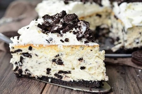 Bánh kem phô mai Oreo thành phẩm mát lạnh và hấp dẫn