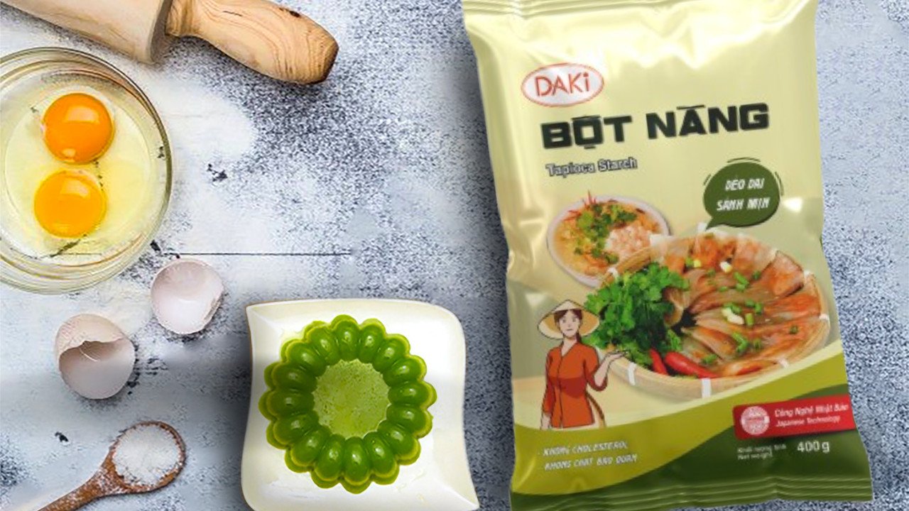 Bánh khoai mì chiên giòn rụm, màu vàng đẹp mắt trên đĩa