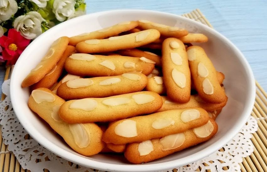 Bánh lưỡi mèo hạnh nhân trà xanh thơm ngon, đẹp mắt nướng bằng nồi chiên không dầu