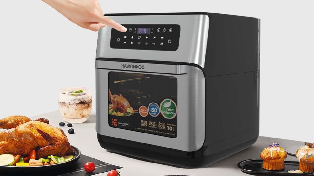 Bánh mì cuộn len nhân dừa đang được nướng trong nồi chiên không dầu