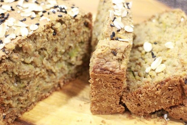 Bánh mì táo yến mạch bổ dưỡng