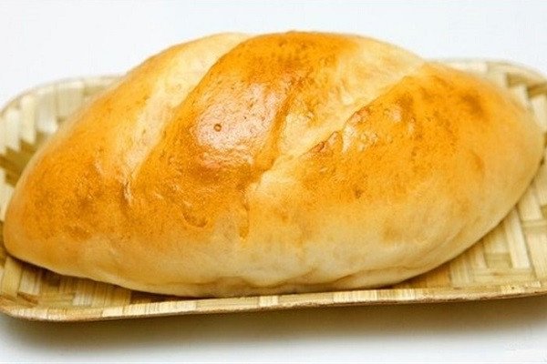 bánh mì tươi chín vàng đều và hấp dẫn