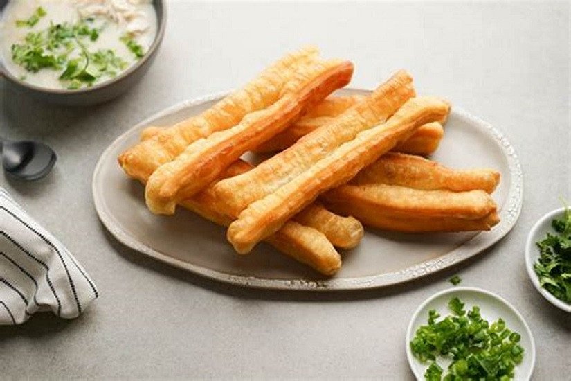 Bánh quẩy chiên bằng nồi chiên không dầu vàng giòn hấp dẫn