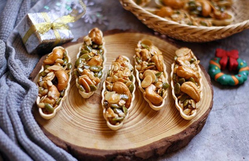 Bánh thuyền hạt dinh dưỡng thành phẩm sau khi nướng bằng nồi chiên không dầu