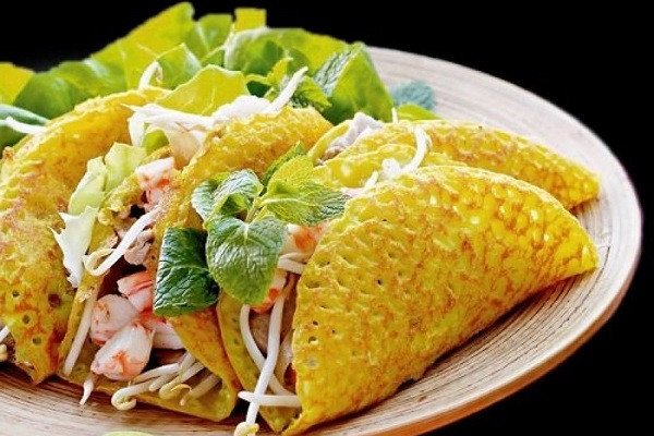 Bánh xèo miền Bắc vàng ươm, thơm lừng