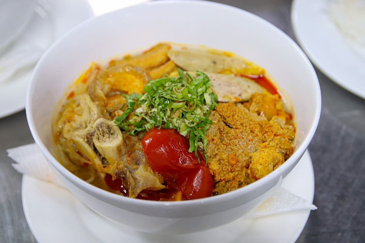 Bát bún riêu cua đồng chuẩn vị