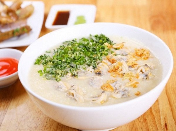 Bát cháo ngao nóng hổi bổ dưỡng cho bữa sáng ngon miệng