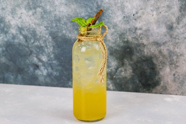 Biến tấu nước chanh với mật ong và gừng tăng cường sức khỏe