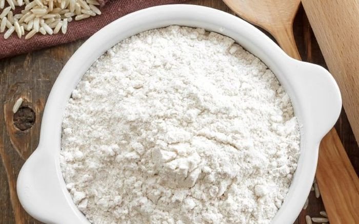 Bột nếp mịn màng từ hạt gạo nếp