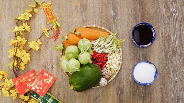 Các loại củ quả tươi ngon chuẩn bị làm dưa món Tết