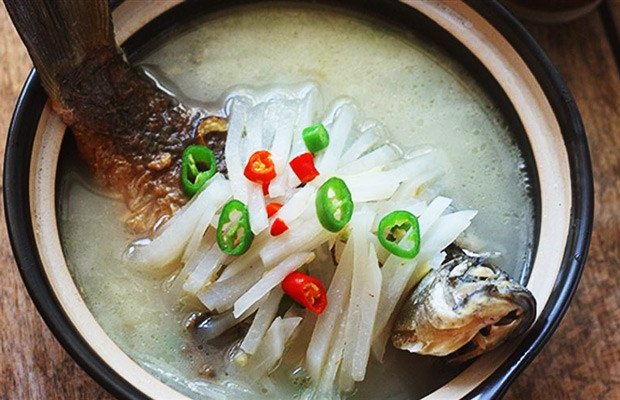 Canh cá nấu củ cải thơm ngon, một món canh hầm bổ dưỡng