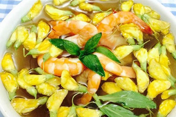 Nấu Chuẩn Canh Chua Bông Điên Điển Cá Lóc Đậm Đà Canh chua bông điên điển nấu tôm mang hương vị đặc trưng