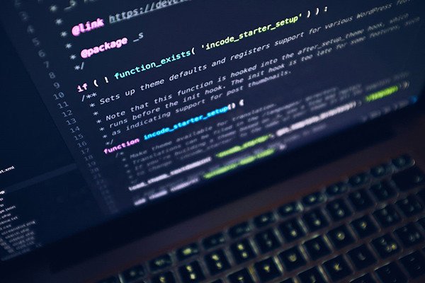Cấu trúc Flask như một micro-framework Python đơn giản và mạnh mẽ