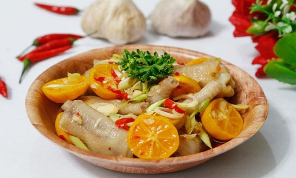 Chân gà hấp hành gừng thơm lừng, màu sắc tự nhiên, mềm ngọt