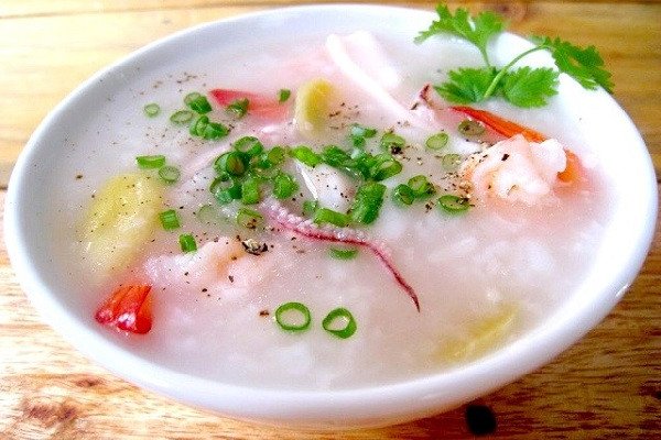 cháo mực tươi dinh dưỡng cho bữa sáng