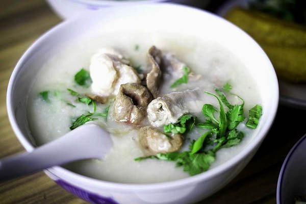 Cháo Tiều nóng ấm là món ăn lý tưởng cho ngày se lạnh hoặc khi ốm