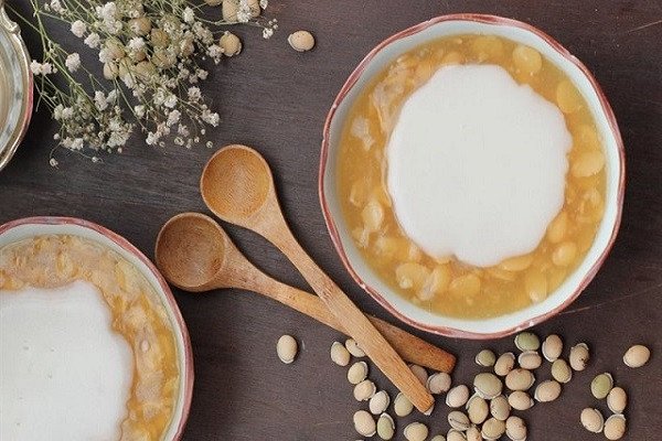 Chè đậu ván Huế béo ngậy với nước cốt dừa sánh mịn