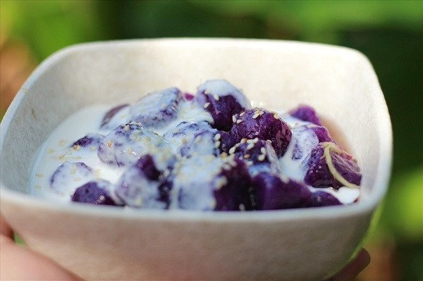 Chè khoai lang tím dẻo nhân bơ sữa hấp dẫn