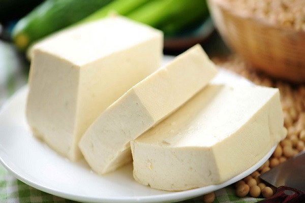 Đậu hũ trắng luôn góp phần trong những món ăn chay