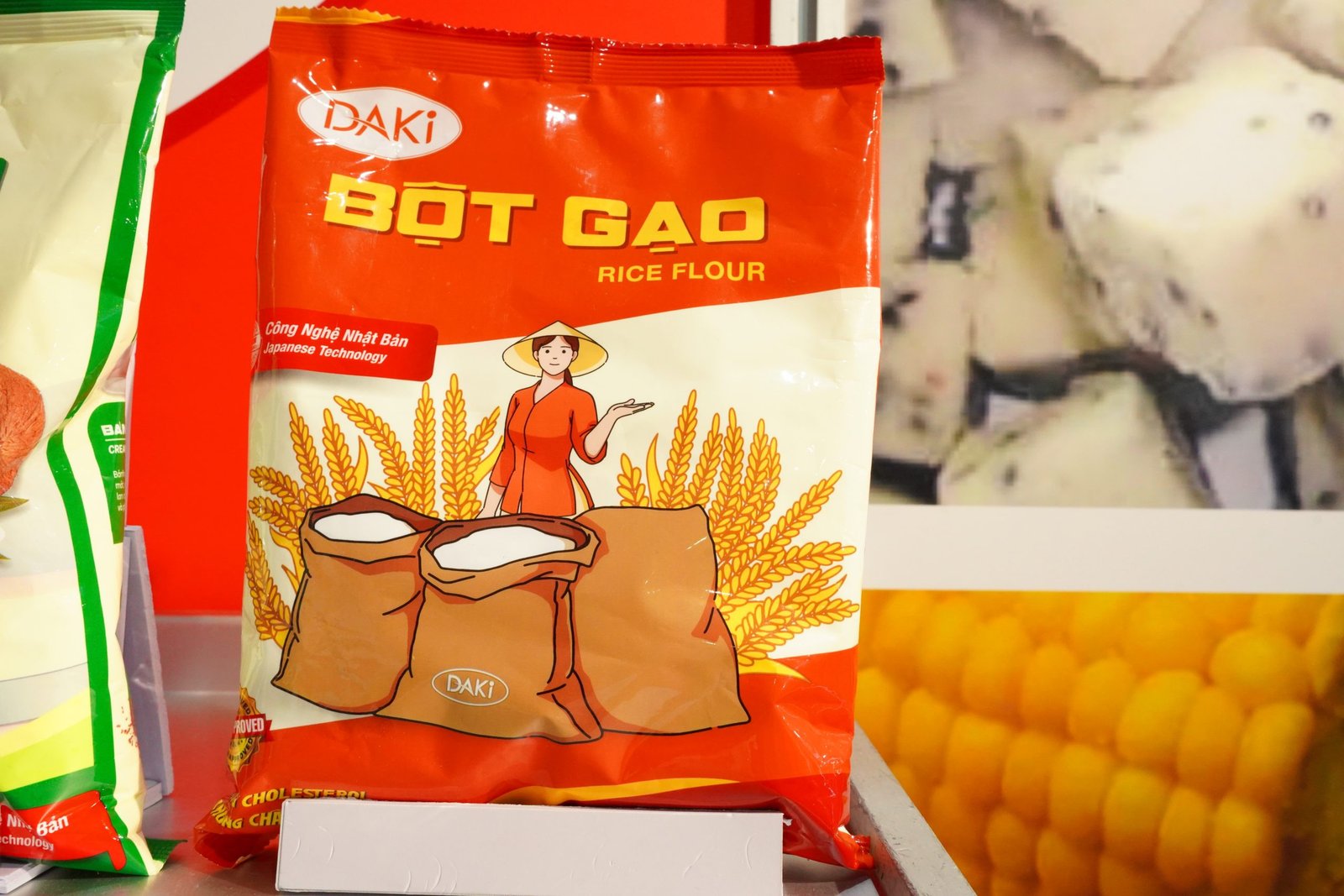 Đĩa bánh bò hấp dẫn với bột năng DAKI