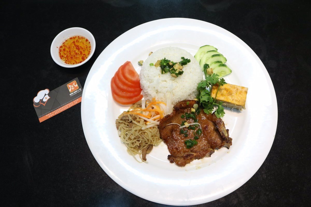 Dĩa cơm tấm hấp dẫn