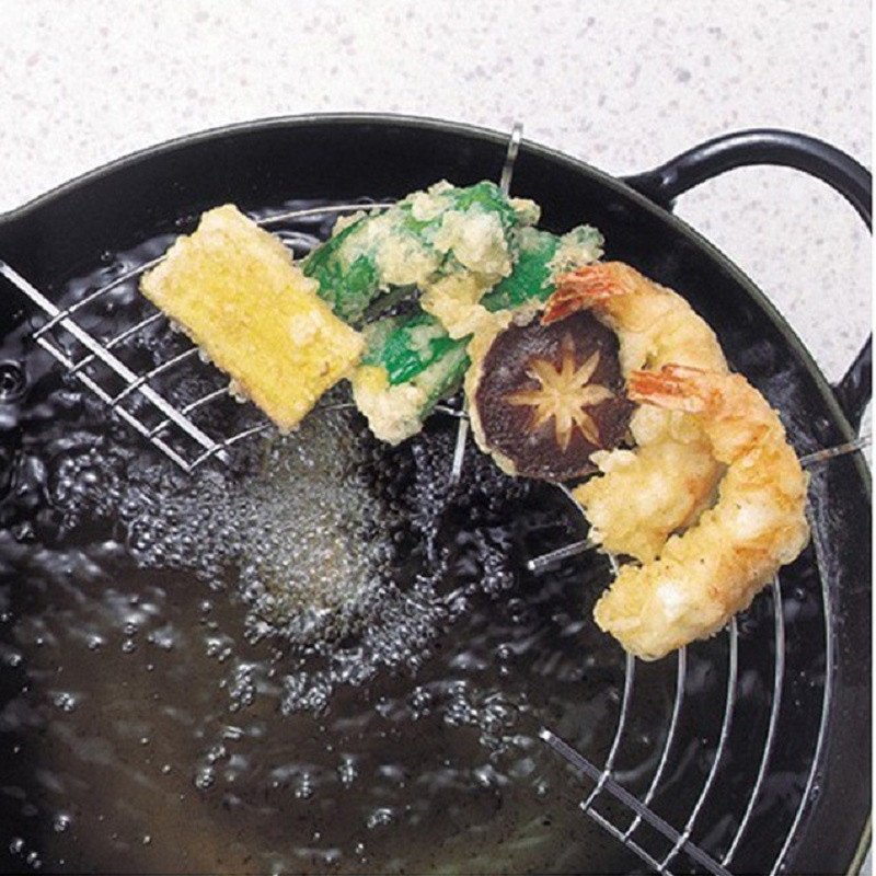 Đùi gà chiên giòn rụm hấp dẫn, sẵn sàng thưởng thức