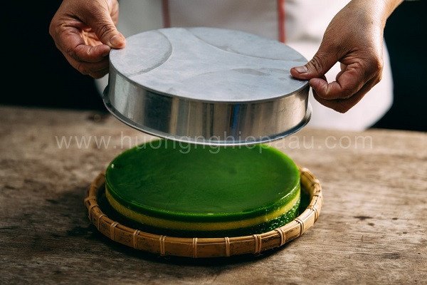 Hình ảnh những món bánh miền Nam truyền thống với màu sắc hấp dẫn
