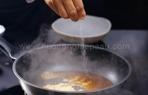 Hướng dẫn làm nước mắm trộn gỏi ngó sen tôm thịt chua ngọt cay hài hòa
