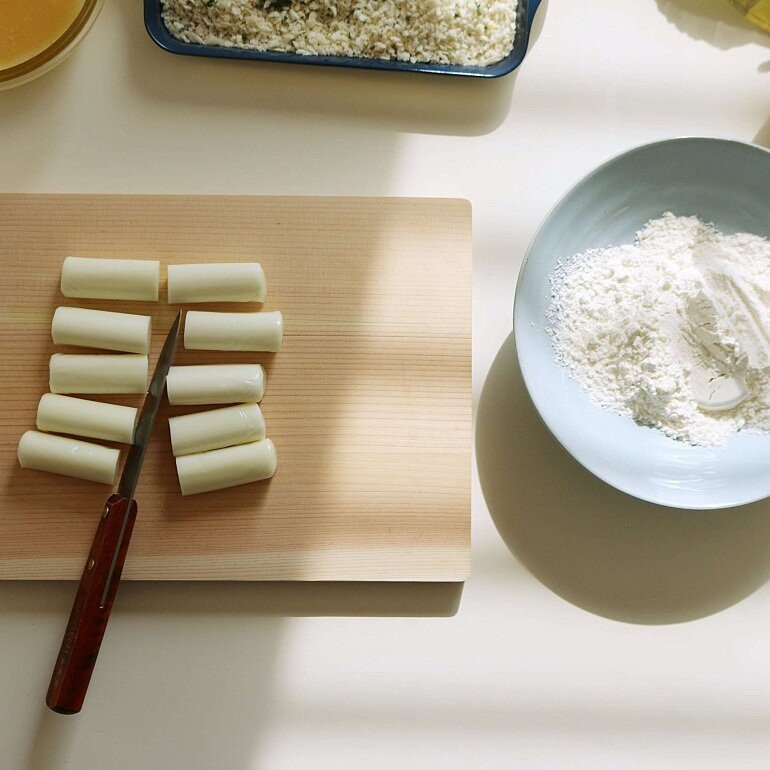khối phô mai mozzarella tươi ngon giàu dinh dưỡng