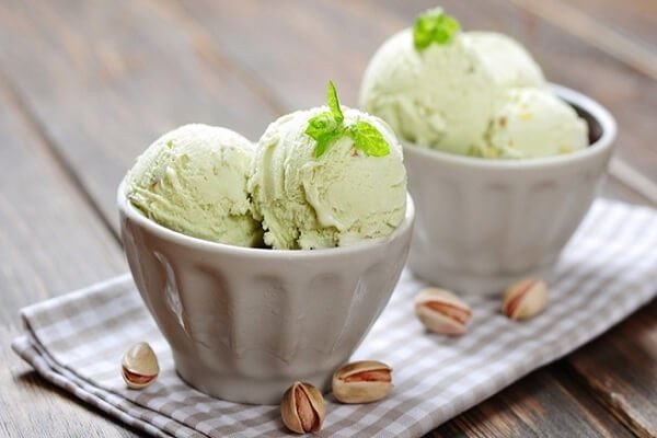 Ly kem dâu mát lạnh, béo ngậy chuẩn vị nhờ bí quyết bột béo