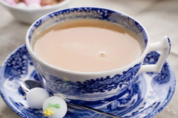 Ly trà sữa Lipton pha bằng túi lọc thơm ngon chuẩn vị