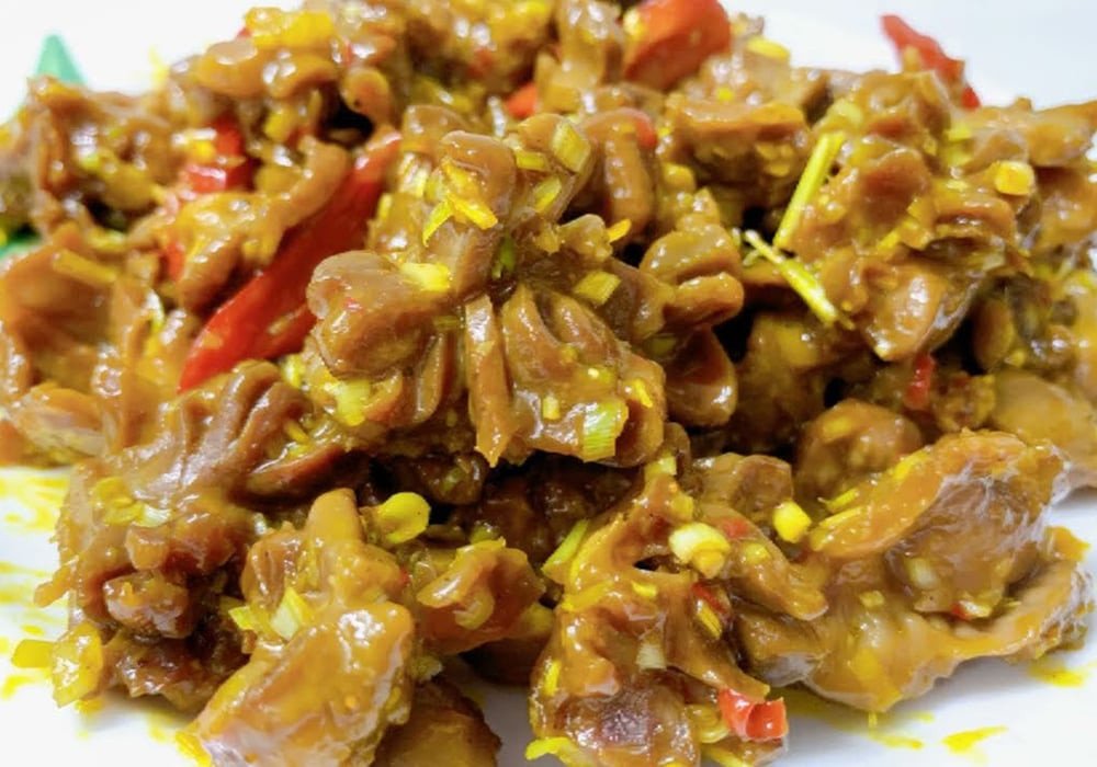 Mề gà xào bơ tỏi thơm lừng, béo ngậy