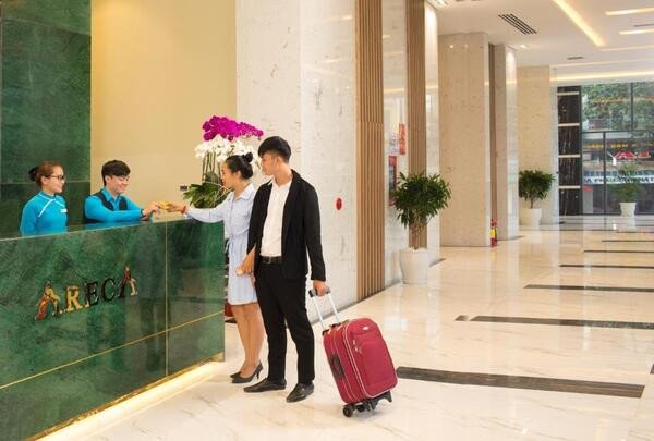 Minh họa tình trạng thiếu hụt nguyên liệu khi công suất bếp vượt mức