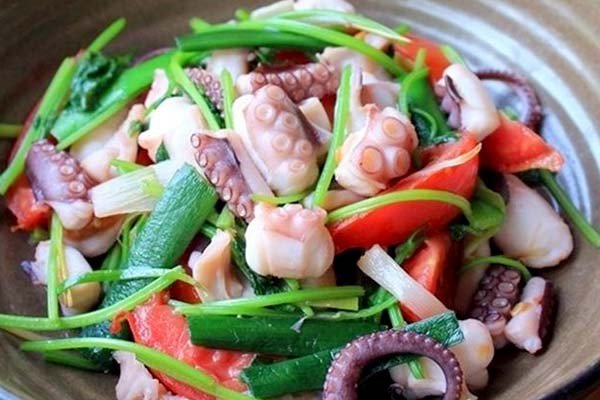 Món bạch tuộc xào chua ngọt hấp dẫn