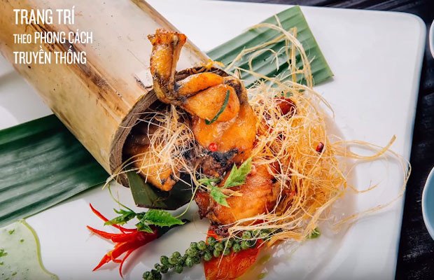Món ếch nướng ống tre thơm ngon sau khi hoàn thành và trang trí