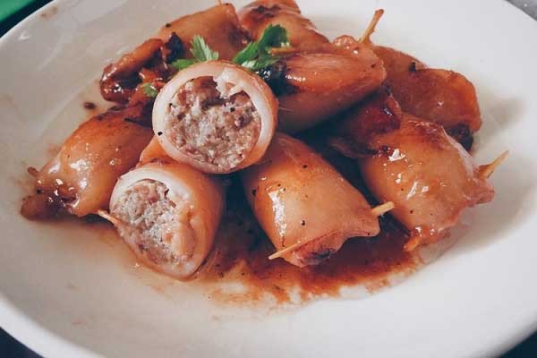 Mực nhồi thịt chiên nước mắm đậm vị