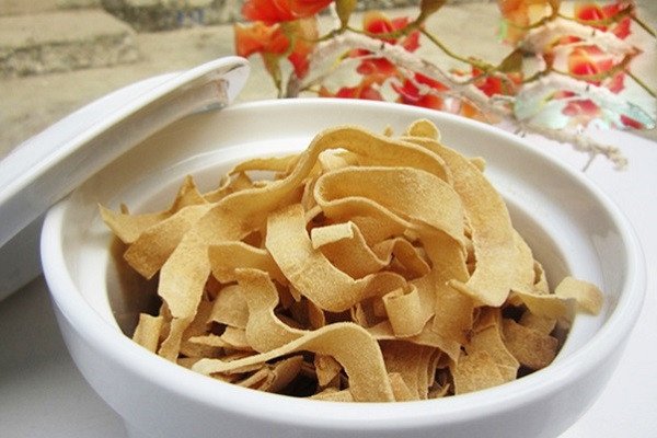 Mứt dừa hương cà phê thơm lừng, màu nâu hấp dẫn