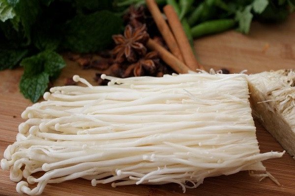 Nấm kim châm tươi ngon giàu dinh dưỡng cho món bò cuộn