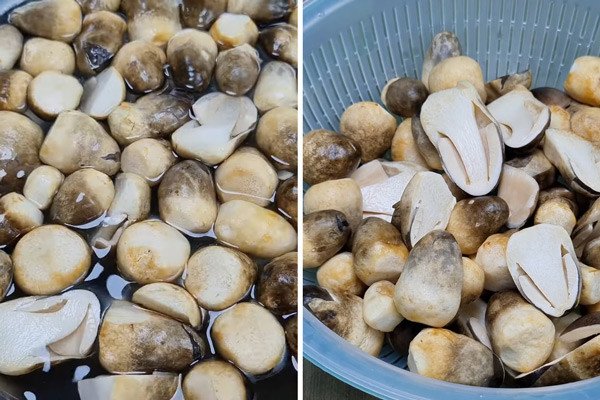 Nấm rơm ngâm nước muối để làm món kho chay