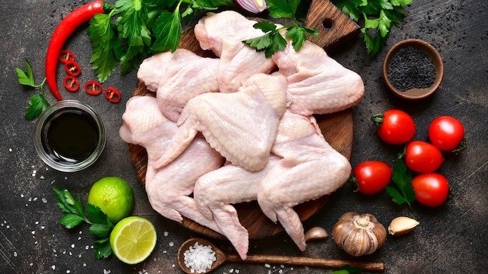 Nguyên liệu chuẩn bị làm món gà chiên nước mắm thơm ngon hấp dẫn