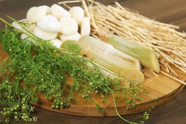 Nguyên liệu chuẩn bị làm nước sâm mía lau