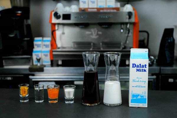 Nguyên liệu chuẩn bị làm trà xoài kem cheese