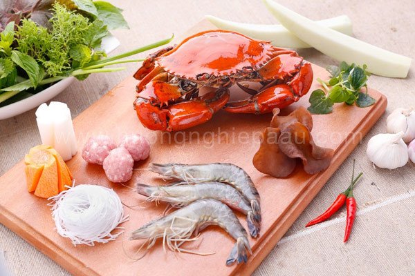 Nguyên liệu đầy đủ làm nem cua bể ngon chuẩn vị
