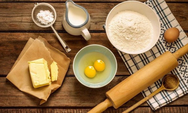 Bí Quyết Làm Bánh Ngon Chuẩn Vị Với Nồi Chiên Không Dầu Tại Nấu Chuẩn Ăn Ngon Nguyên liệu làm bánh bông lan bằng nồi chiên không dầu